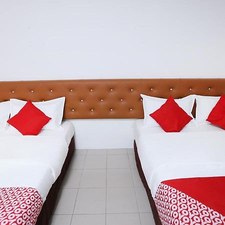 Oyo 89672 Eg Hotel Jj Johor Bahru Kültér fotó
