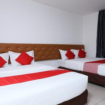 Oyo 89672 Eg Hotel Jj Johor Bahru Kültér fotó