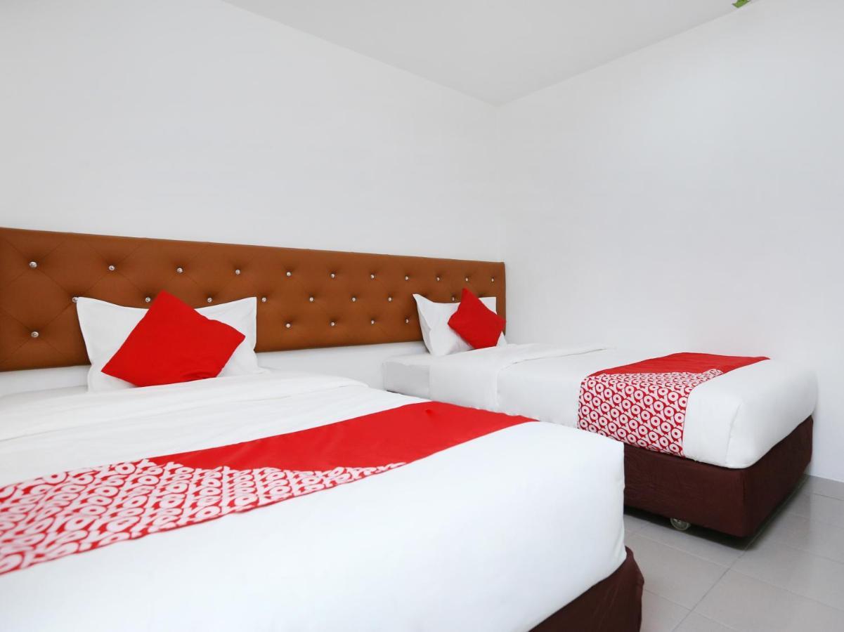 Oyo 89672 Eg Hotel Jj Johor Bahru Kültér fotó