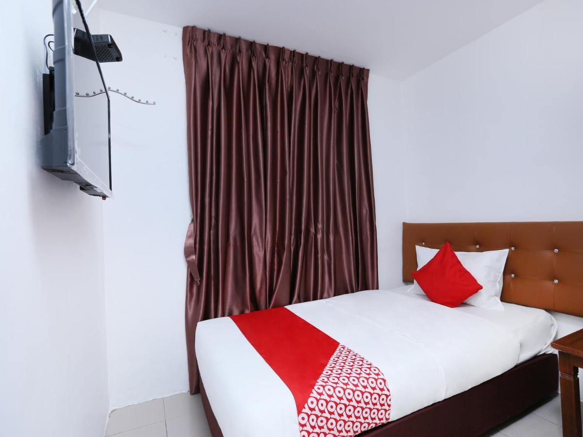 Oyo 89672 Eg Hotel Jj Johor Bahru Kültér fotó