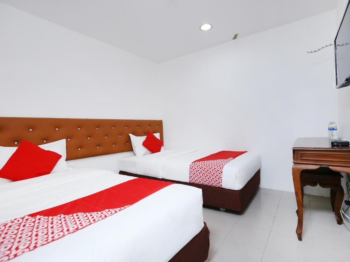 Oyo 89672 Eg Hotel Jj Johor Bahru Kültér fotó