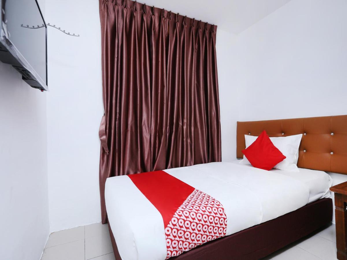 Oyo 89672 Eg Hotel Jj Johor Bahru Kültér fotó