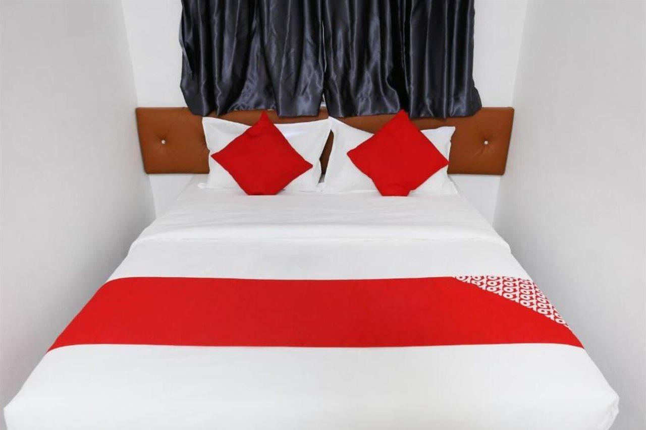 Oyo 89672 Eg Hotel Jj Johor Bahru Kültér fotó